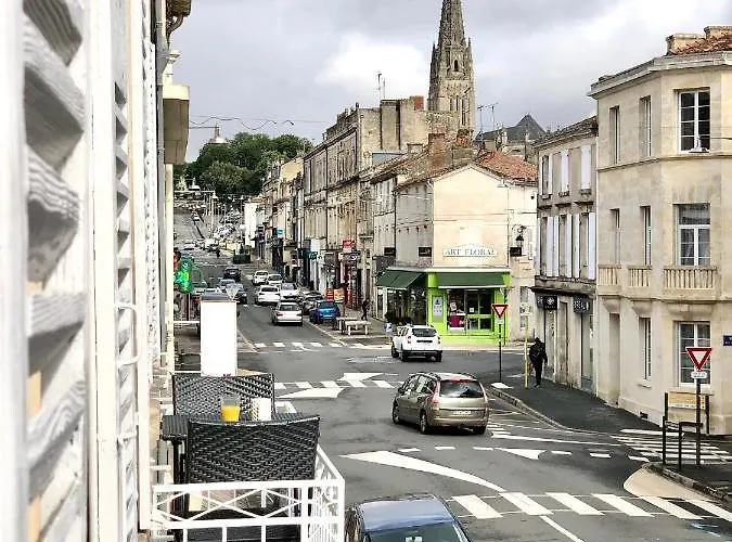 L'audacieux Lumineux Renove Et Equipe En Centre * Fontenay-le-Comte